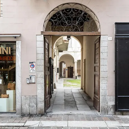 Palazzo Cavour, 34 - Luxury Decumano Apartment *